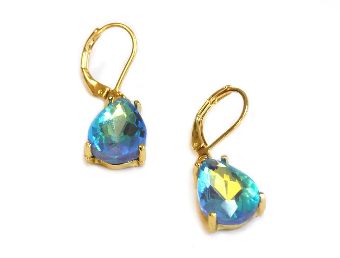 Teardrop dangle earrings